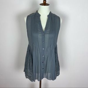 Natural Life Sleeveless Gray Top Size Small